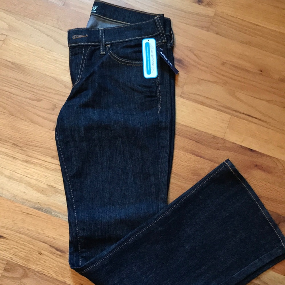 👖NWT Old Navy Jeans Diva